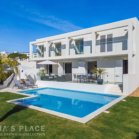 Modern 5br Villa-private Pool-walk To & Oura-10 Guests By Misha's Place 빌라 알부페이라