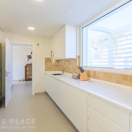 Villa Alba - Premium By Misha's Place